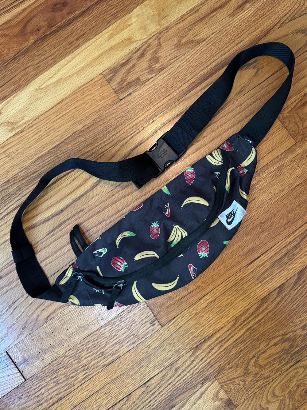Nike Fruit-Print Waist Pack